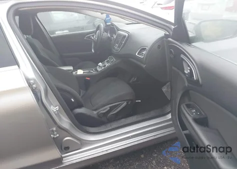 2015 Chrysler 200 Limited from USA, damaged, VIN 1C3CCCAB7FN582118